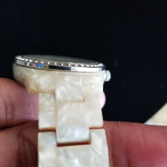 Fossil Stella ES2790 Women's Chronograf Pearlized Quartz Wrist Watch - Picture 4 of 6